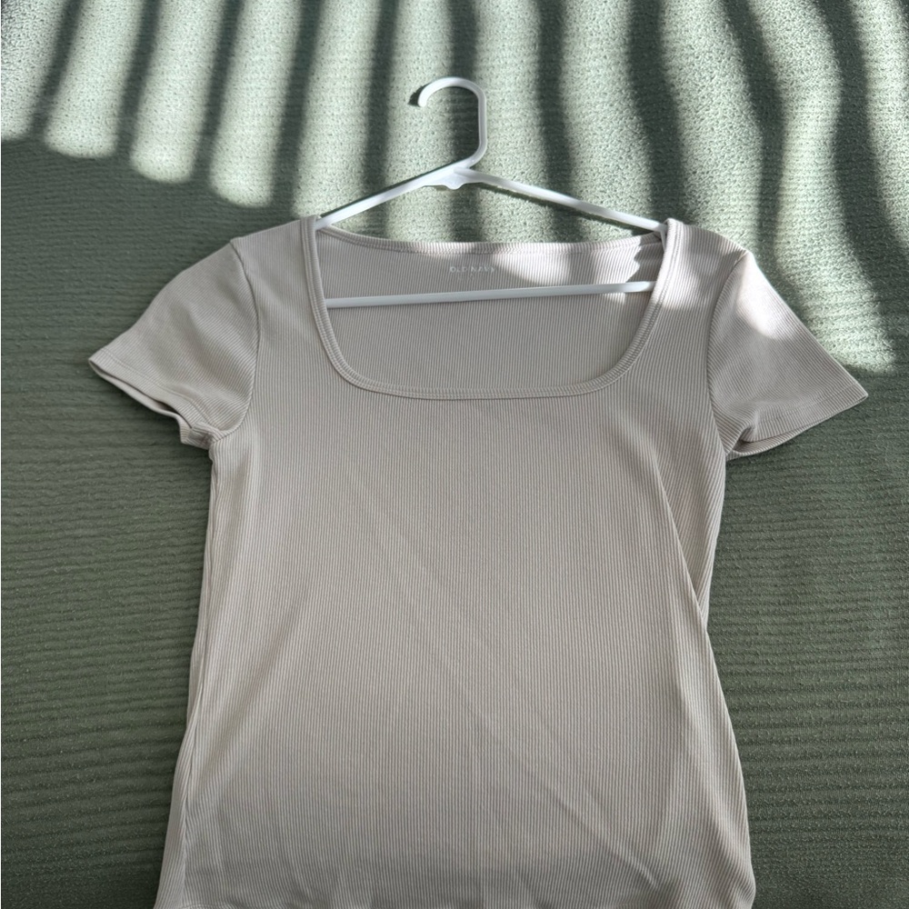 Old Navy Women's Beige Short Sleeve Tee